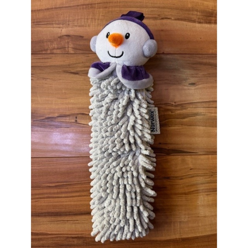 NORWEX CHENILLE Hand‎ Towel Snowman Pet to Dry Christmas EUC Purple Bathroom